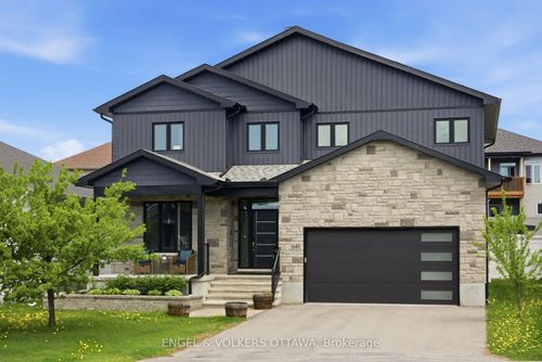 640 Meadowridge Cir, Carp, ON, K0A1L0 | Card Image