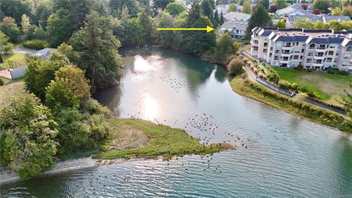 122-2600 Ferguson Rd, Central Saanich, BC, V8M2C1 | Card Image
