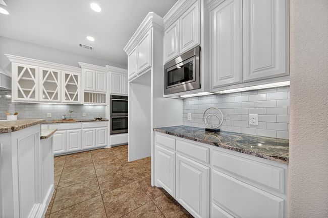 2507 Regency Oaks, House other with 4 bedrooms, 3 bathrooms and 3 parking in Midland TX | Image 18