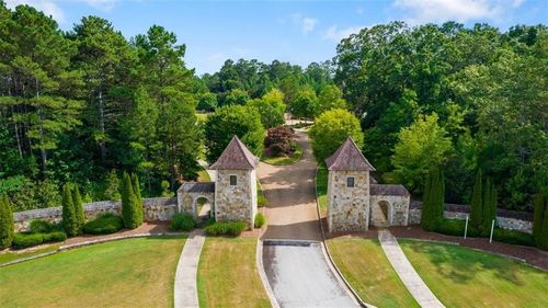 722 Giverney Way, Fairburn, GA, 30213-4368 | Card Image