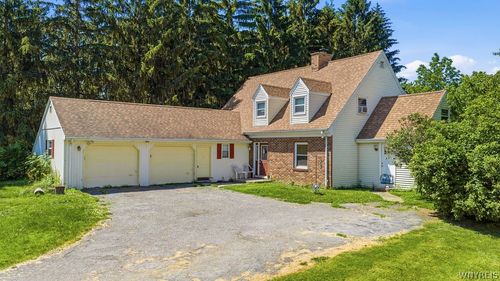 1513 Lake Rd, Youngstown, NY, 14174-9777 | Card Image