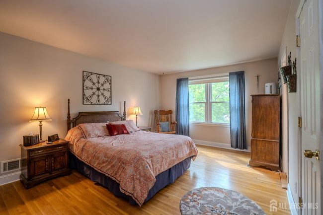5 Wetherhill Way, House other with 4 bedrooms, 3 bathrooms and null parking in Dayton NJ | Image 21