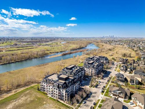 305-221 Quarry Way Se, Calgary, AB, T2C5M7 | Card Image