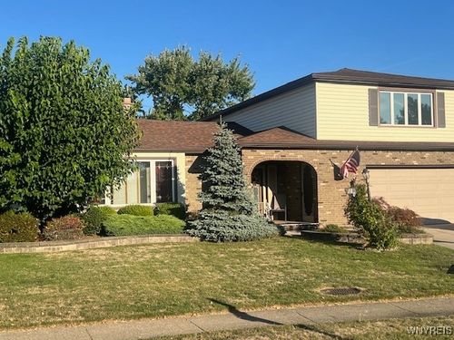 180 Prince Dr, Depew, NY, 14043-4712 | Card Image