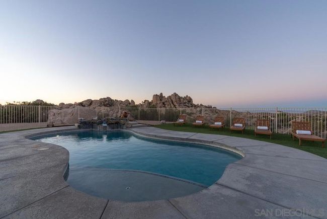 57388 Manzanita Dr, House other with 3 bedrooms, 3 bathrooms and 11 parking in Yucca Valley CA | Image 33