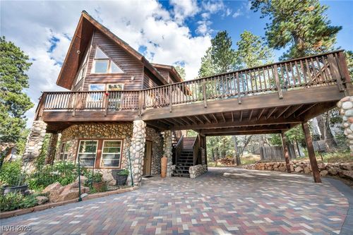 4137 Matterhorn Way, Las Vegas, NV, 89124-9179 | Card Image