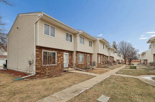 37-248 Holiday Cir, West Des Moines, IA, 50265-8206 | Card Image