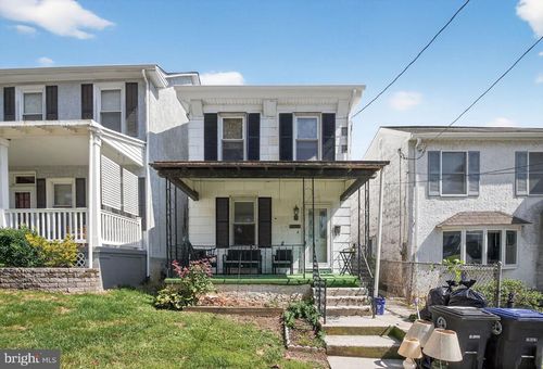 232 E 6th Ave, CONSHOHOCKEN, PA, 19428-1719 | Card Image