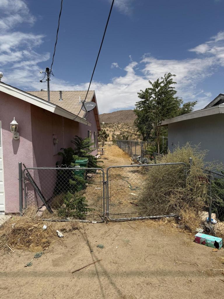 Residential in Yucca Valley 4