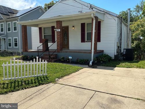 818 Balsamtree Pl, CAPITOL HEIGHTS, MD, 20743-6406 | Card Image
