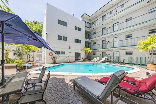 102-1777 Michigan Ave, Miami Beach, FL, 33139-2456 | Card Image