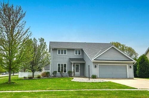 641 Small Farm Road, Mukwonago, WI, 53149 | Card Image