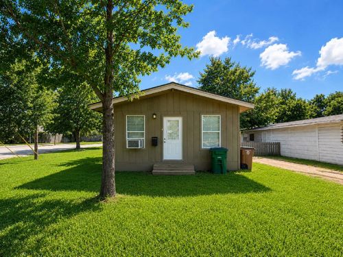610 Gunter St, Austin, TX, 78702-4902 | Card Image