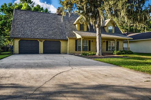 235 S Amherst Dr, West Columbia, TX, 77486-8606 | Card Image