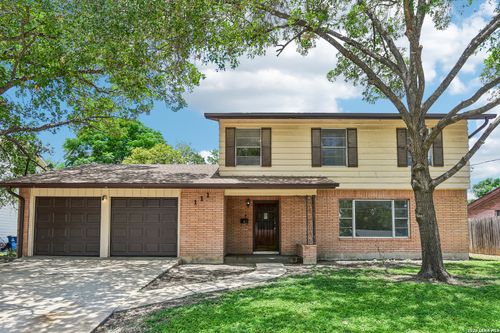 111 Hannasch Dr, San Antonio, TX, 78213-3432 | Card Image