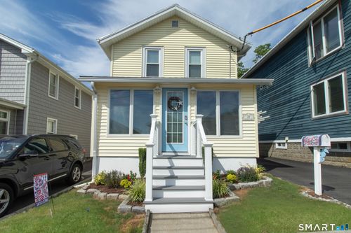37 Lawrence Ave, Milford, CT, 06460-7335 | Card Image