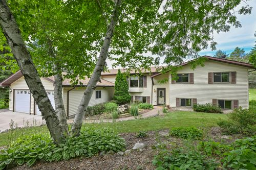 4751 E Oakview Dr, MILTON, WI, 53563-9675 | Card Image