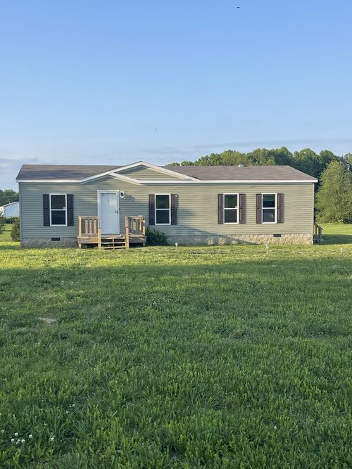 2666 Old Highway 52, Lafayette, TN, 37083-3358 | Card Image