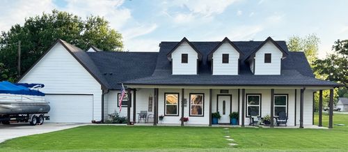 4000 Sioux Ct, Granbury, TX, 76048-6177 | Card Image