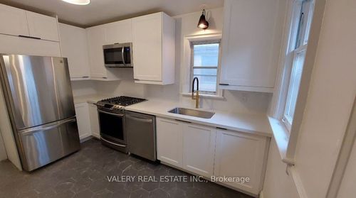 130 Glengarry Ave, Toronto, ON, M5M1E2 | Card Image