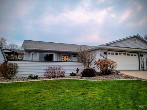 b-930 Cypress Ct, Lewiston, ID, 83501-4732 | Card Image