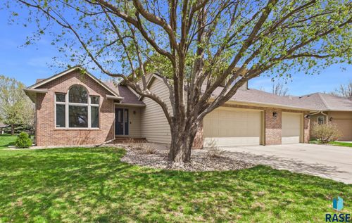 4024 S Brady Ct Court, Sioux Falls, SD, 57103 | Card Image