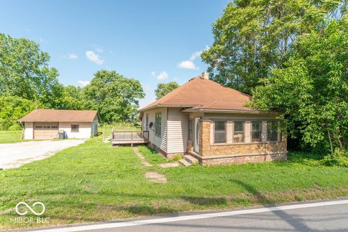 1230 N Blue Bluff Rd, Martinsville, IN, 46151-7531 | Card Image