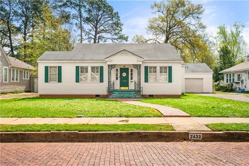 2433 Marye St, Alexandria, LA, 71301-5246 | Card Image