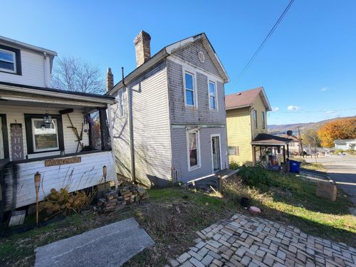 412 Grant St, East Liverpool, OH, 43920-2626 | Card Image