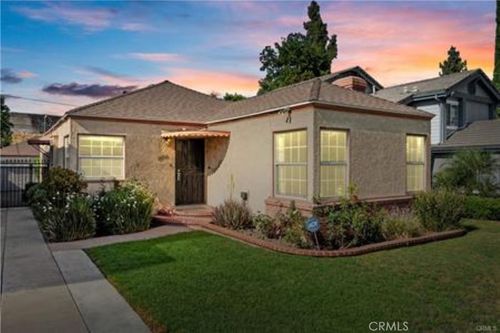 15235 La Maida St, Sherman Oaks, CA, 91403-1921 | Card Image