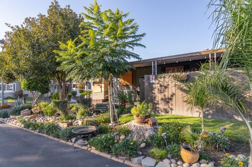 36-8701 Highway 41, Fresno, CA, 93720-1011 | Card Image