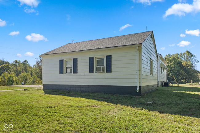 1832 S Walnut Grove Rd, House other with 2 bedrooms, 1 bathrooms and null parking in Bloomfield IN | Image 40