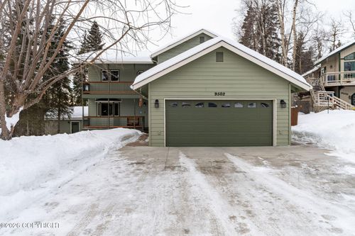 9502 Dinaaka Cir, Eagle River, AK, 99577-8513 | Card Image