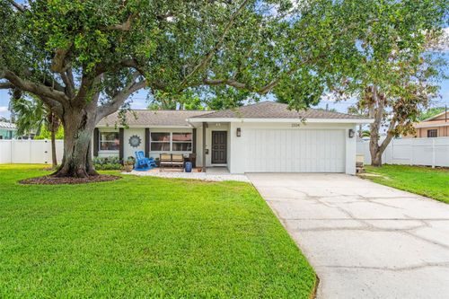 2334 Tropical Shores Dr Se, St Petersburg, FL, 33705-3345 | Card Image