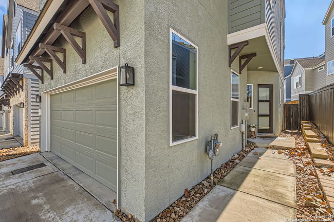 UNIT-40 - 5843 Whitby Rd, House other with 3 bedrooms, 4 bathrooms and null parking in San Antonio TX | Image 4