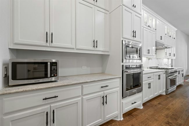 6601 Rocky Grotto Cv, House other with 4 bedrooms, 5 bathrooms and 3 parking in Jonestown TX | Image 7