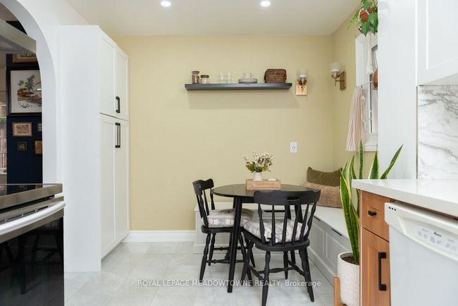 32 Clarridge Crt, House other with 4 bedrooms, 3 bathrooms and 2 parking in Brampton ON | Image 8
