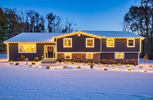 12005 Auburn Rd, Chardon, OH, 44024-9400 | Card Image