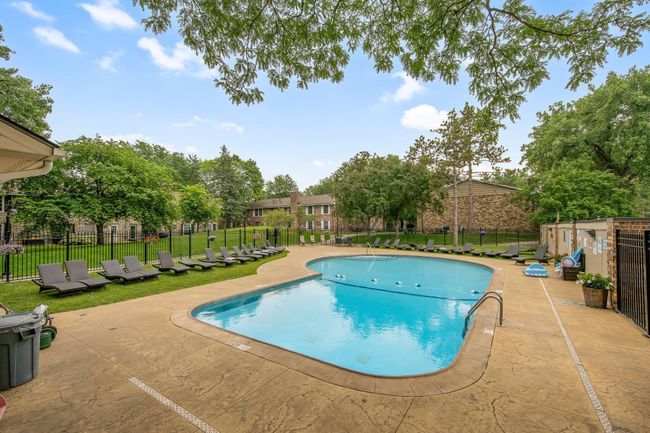 APT-4 - 4584 Cedar Lake Rd S, Condo with 2 bedrooms, 1 bathrooms and null parking in Saint Louis Park MN | Image 35