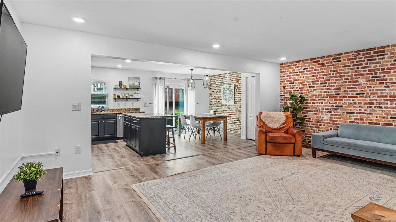 Residential in LAKELAND 4