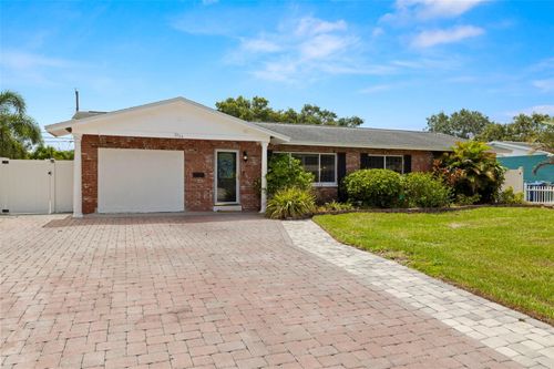 3264 57th St N, St Petersburg, FL, 33710-2534 | Card Image