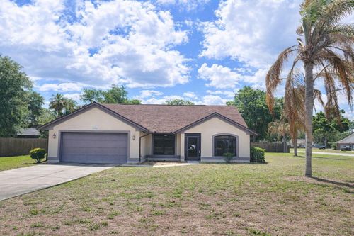 5308 Old Hickory Ln, FRUITLAND PARK, FL, 34731-6095 | Card Image