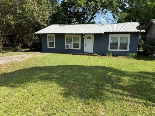 2110 W Bond St, Denison, TX, 75020-1631 | Card Image