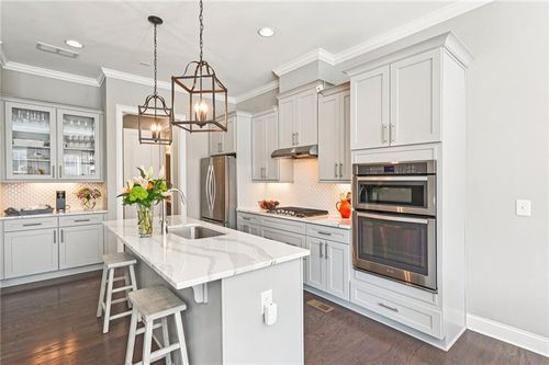 1005 Milhaven Dr, Roswell, GA, 30076-2409 | Card Image