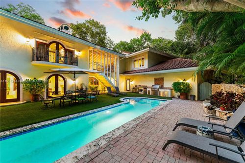 3506 Banyan Cir, Miami, FL, 33133-5925 | Card Image