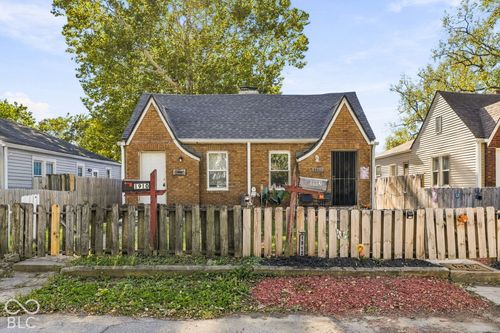 1910 N Oxford St, Indianapolis, IN, 46218-4468 | Card Image