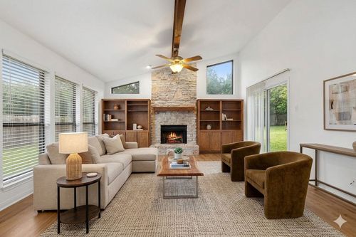 apt-304-11512 Tin Cup Dr, Austin, TX, 78750-2623 | Card Image