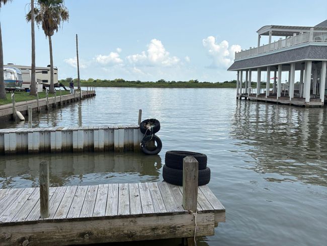 A short 20 minute boat ride to Galveston Bay. | Image 16