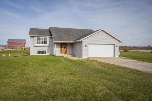 N6563 English Settlement Rd, Albany, WI, 53502-9437 | Card Image