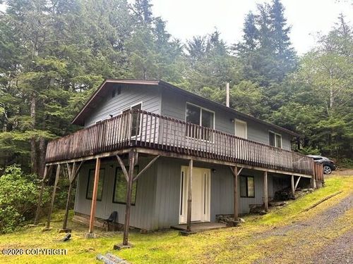 upper-697 D 2 Loop Road, Ketchikan, AK, 99901 | Card Image